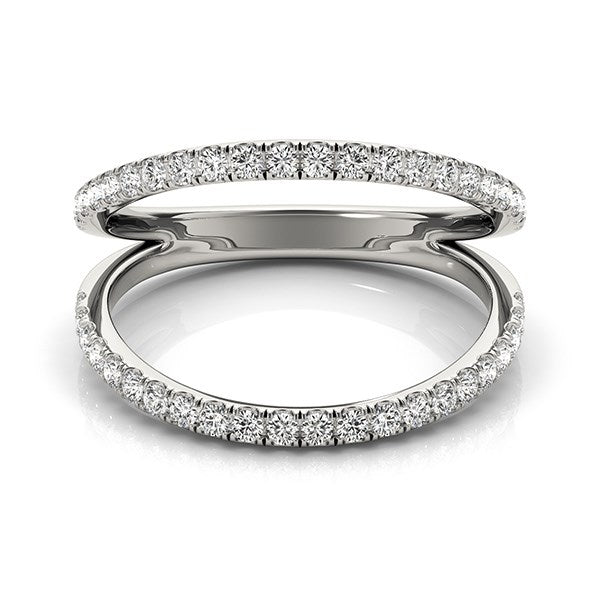 14K White Gold Diamond Split Band Ring (1/4 cttw) – A beautifully crafted ring featuring a delicate split band design adorned with sparkling diamonds, set in timeless 14K white gold.