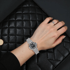 Versace VE1CA0423 Lady ladies watch with silver-tone polished/matte stainless steel case and bracelet, silver-grey dial, sapphire glass – sophisticated Swiss quartz watch for women.