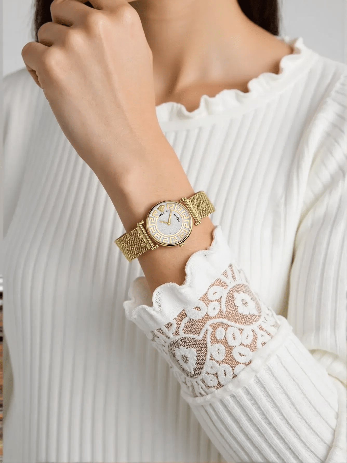 Versace VE1CA0623 Lady ladies watch with gold-tone polished/matte stainless steel case and bracelet, silver-gold dial, sapphire glass – elegant Swiss quartz luxury watch for women.