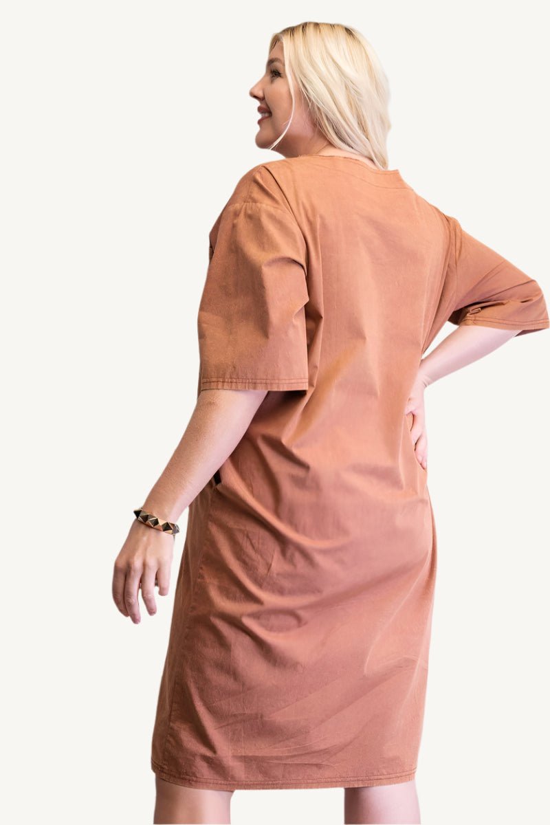 "Mineral washed loose fit knee-length dress with chest and side pockets – relaxed and stylish everyday outfit for women"