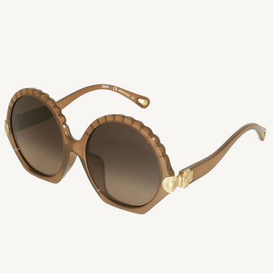 Chloé women's sunglasses CE747SA-210 in rich brown shade, featuring a chic oversized frame and high-end designer look.