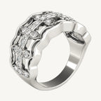 Diamond Studded Four Leaf Clover Motif Ring in 14K White Gold (1/4 cttw) – A charming four-leaf clover ring adorned with sparkling diamonds, set in 14K white gold, offering a stylish and lucky accessory.