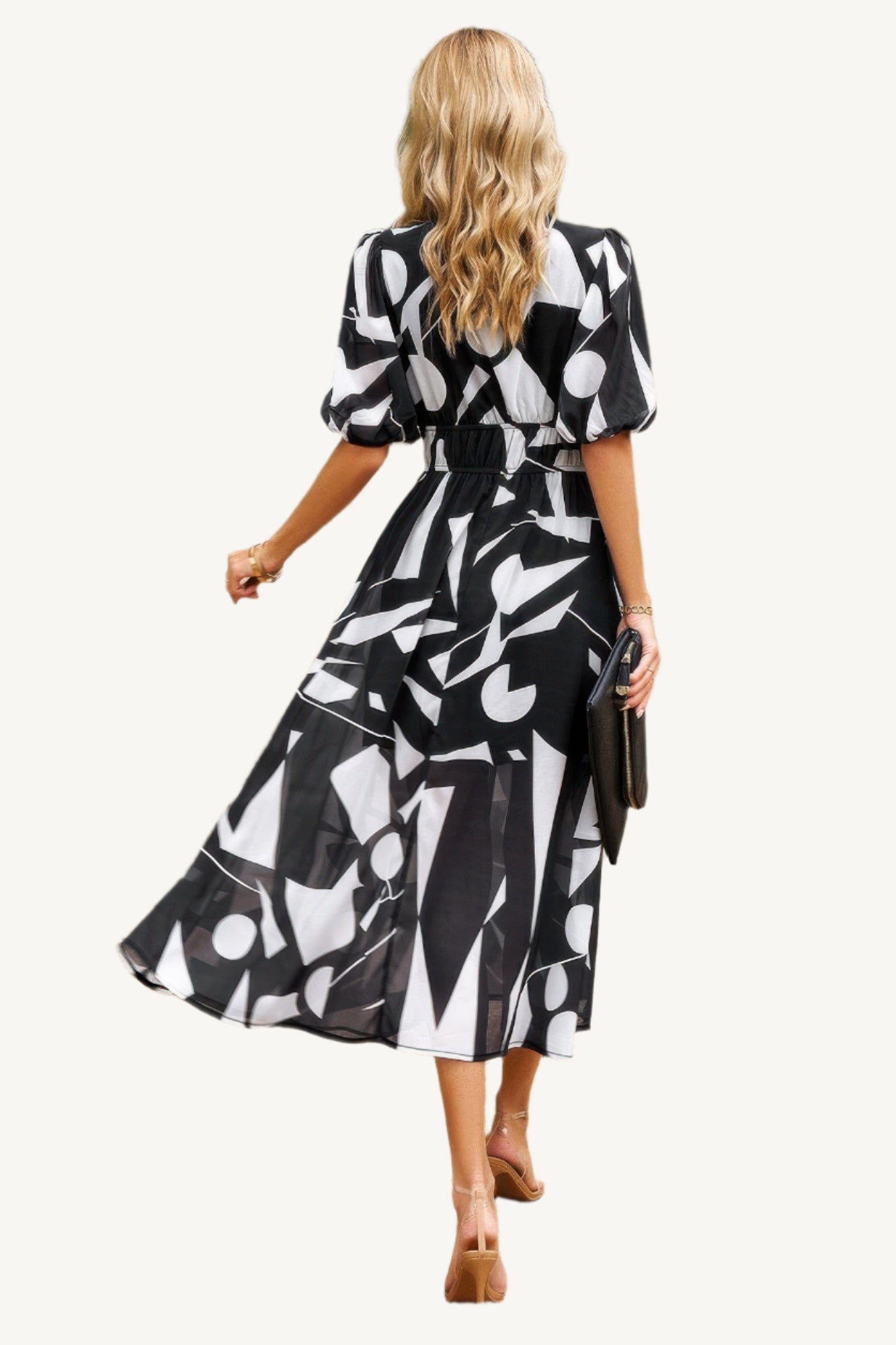 Boho-style midi dress with V-neckline, elastic waist, and flowy silhouette – made from 100% viscose for breathable, lightweight comfort.
