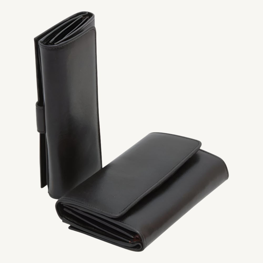 "Women's black cowhide leather wallet with RFID blocking – elegant, secure, and perfect for daily use"