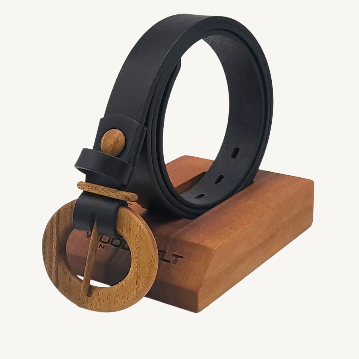 Luxury women's leather wood belt "Fuji Happiness 306" — crafted from premium leather with a natural wood accent, blending timeless elegance with a touch of nature. Sophisticated and stylish for any occasion.