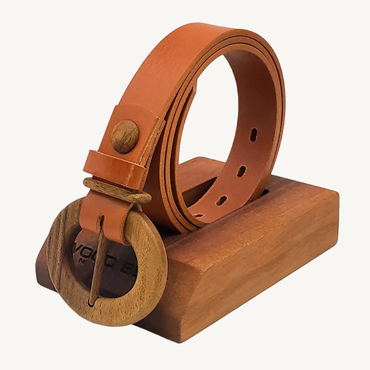 Luxury women's leather wood belt "Fuji Happiness 307" — crafted from premium leather with a natural wood accent, combining elegance and sophistication with a touch of nature.