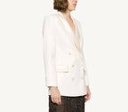 "White Elisabetta Franchi women's blazer with lapel collar, v-neckline, long sleeves, and front pockets – perfect for chic spring/summer looks."