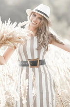 Luxury women's leather wood belt "Bryce Free 627" — crafted from premium leather with a natural wood accent, combining refined elegance with a bold, unique design for a sophisticated look.