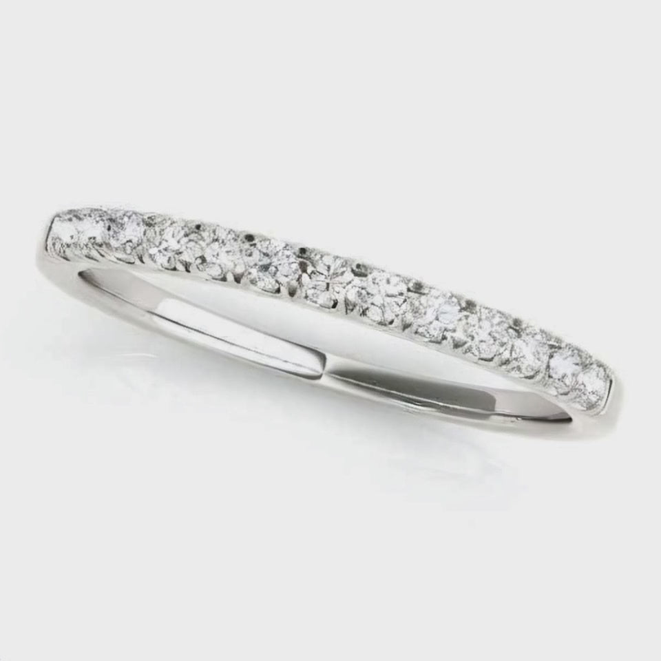 14K White Gold Timeless Diamond Wedding Ring (1/5 cttw) – A classic and elegant wedding band featuring diamonds set in 14K white gold, with a total carat weight of 1/5 cttw, offering a perfect balance of simplicity and sophistication.